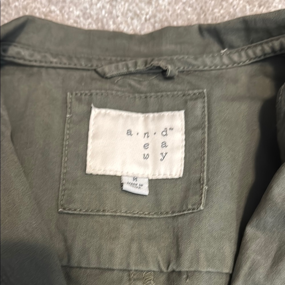 Women's Olive Green Utility Vest - Picture 3 of 5